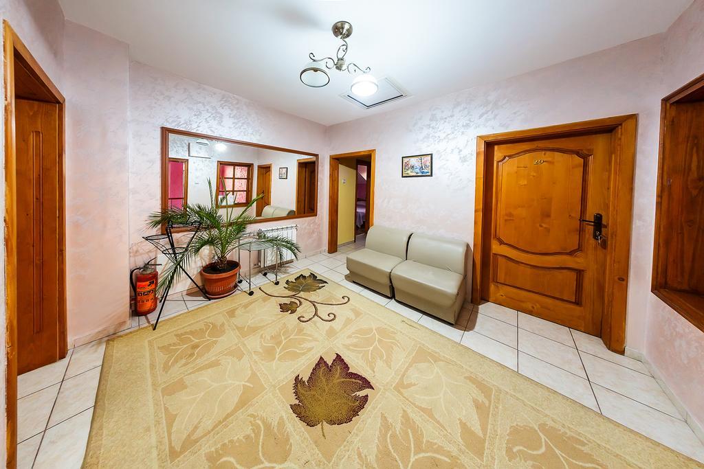 Family Hotel Ogi Asenovgrad Eksteriør bilde