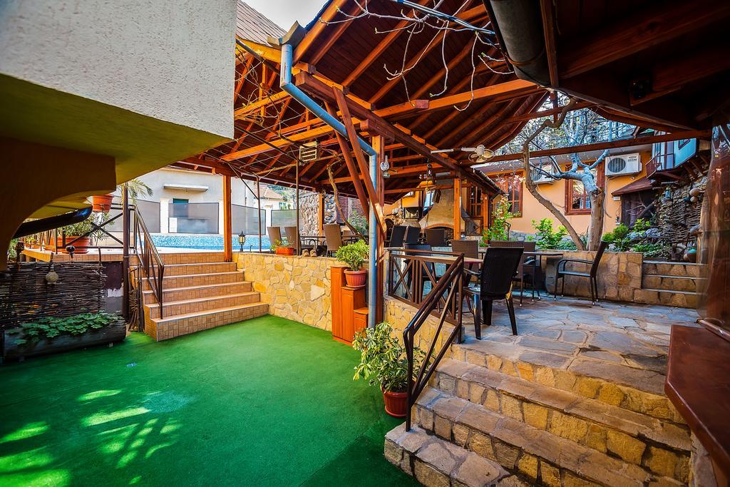 Family Hotel Ogi Asenovgrad Eksteriør bilde